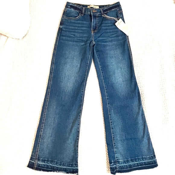 Love Trends High Rise Kick Flare Jeans - Picture 4 of 5